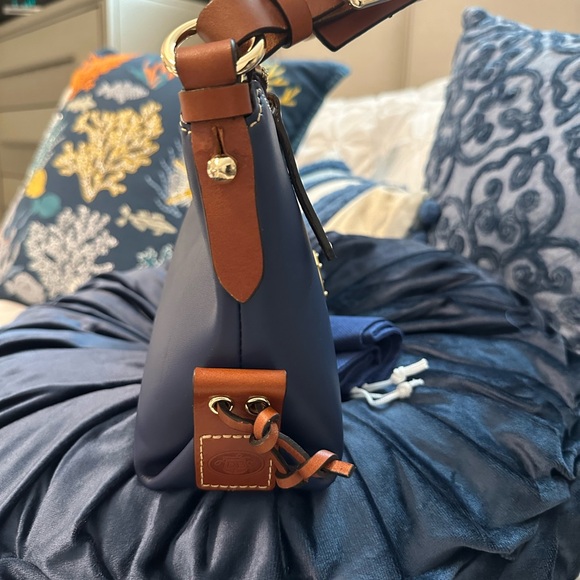 New Dooney and Bourke hobo! - Picture 10 of 11